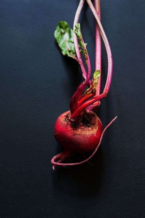 Eating My Colors. A Vibrant Late Summer Salad - HELLOMYDUMPLING