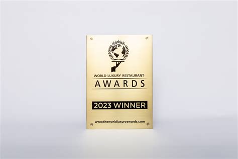 World Luxury Restaurant Awards Plaque - The World Luxury Awards