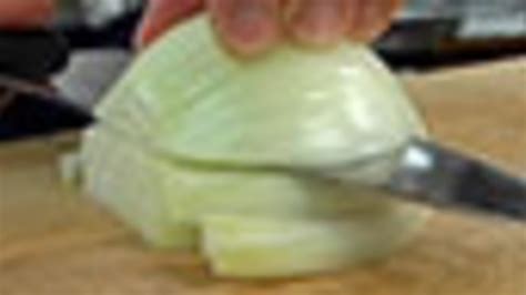 What’s the best visual technique for perfectly dicing an onion quickly & safely?