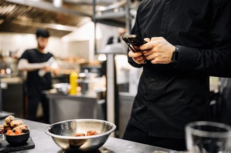 7,179 Chef Smartphone Royalty-Free Photos and Stock Images | Shutterstock