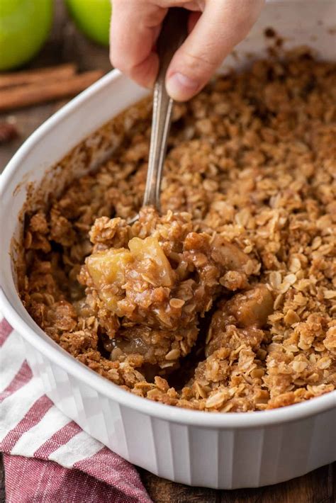 Irresistible Caramel Apple Crisp